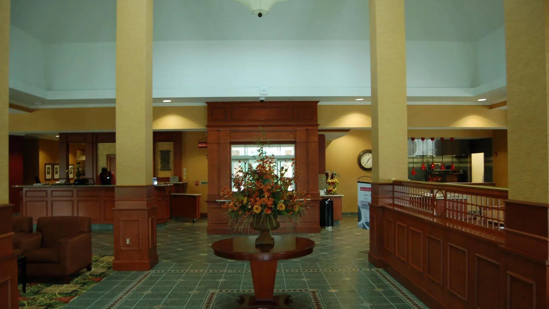 Hilton Garden Inn Ottawa Airport 3*,