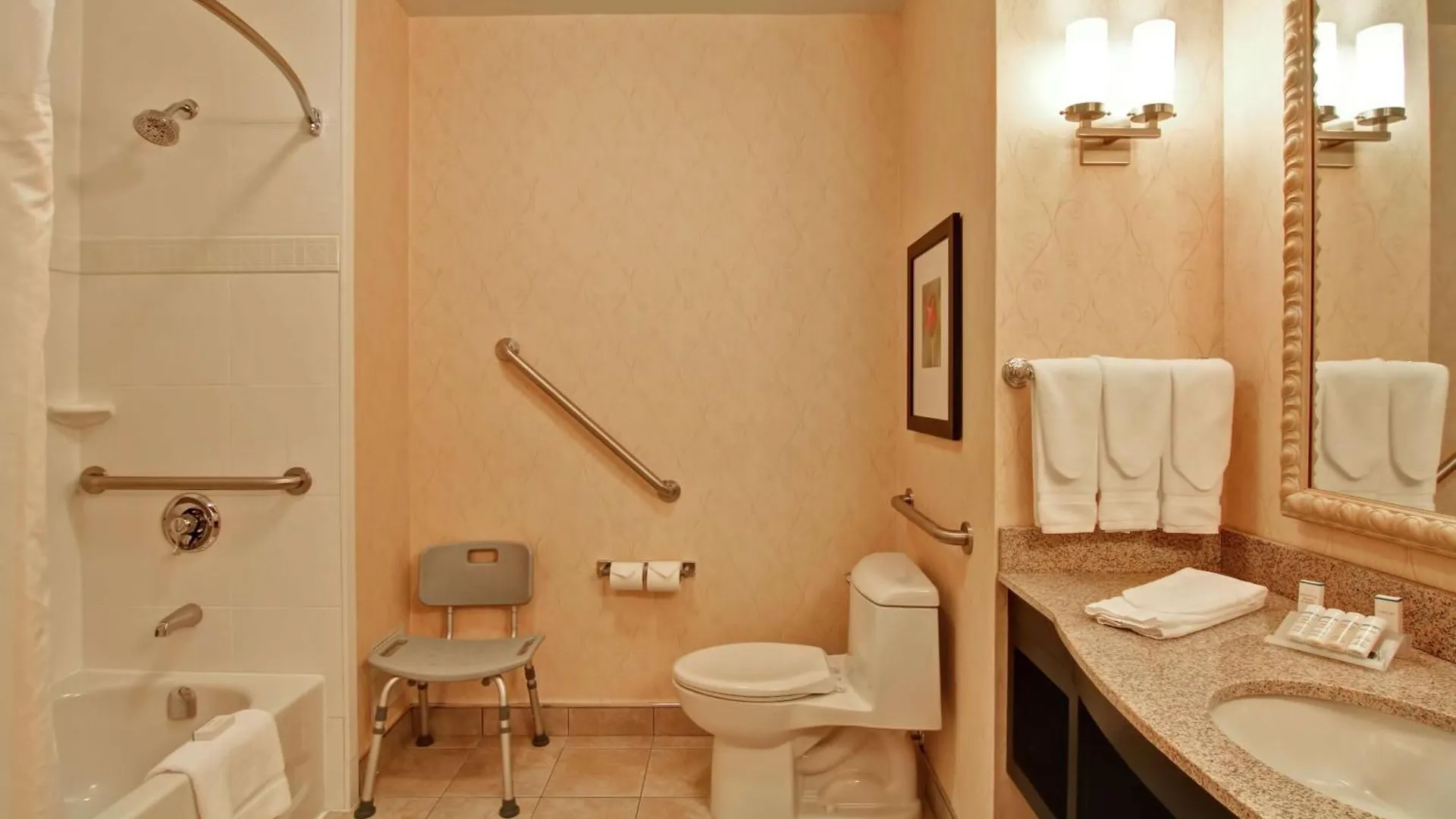 *** Hotel Hilton Garden Inn Ottawa Airport Canada